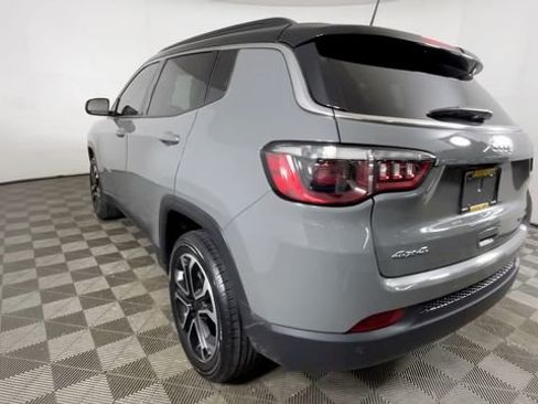 Used 2024 Jeep Compass Limited w/ Sun and Sound Group AWD/4WD image 6