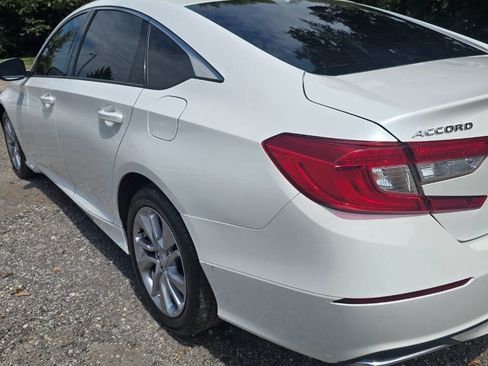 Used 2018 Honda Accord LX image 5