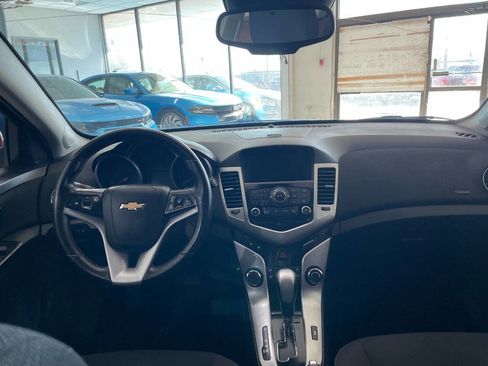 Used 2014 Chevrolet Cruze LT image 20