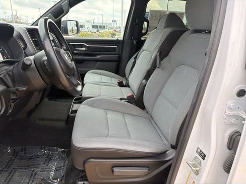 Used 2024 RAM 1500 Big Horn image 31