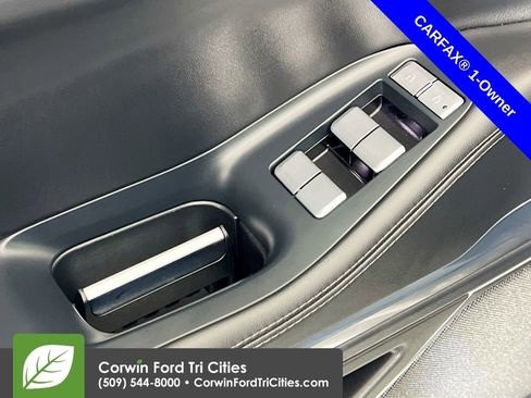 Used 2025 Lincoln Navigator L Reserve image 12