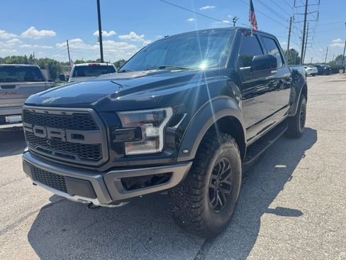 Used 2018 Ford F150 Raptor w/ Equipment Group 802A Luxury AWD/4WD image 8