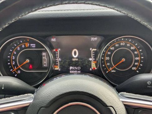Used 2020 Jeep Gladiator Overland AWD/4WD image 11