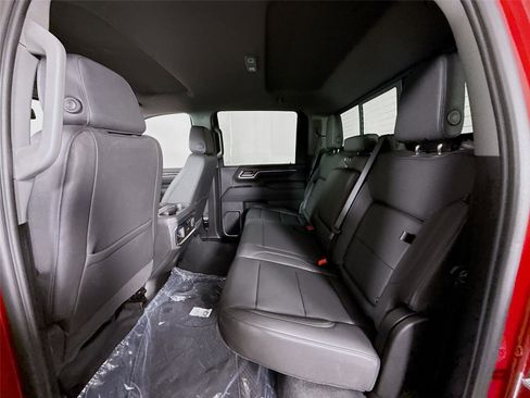 New 2026 GMC Sierra 2500 SLT w/ SLT Premium Package image 19