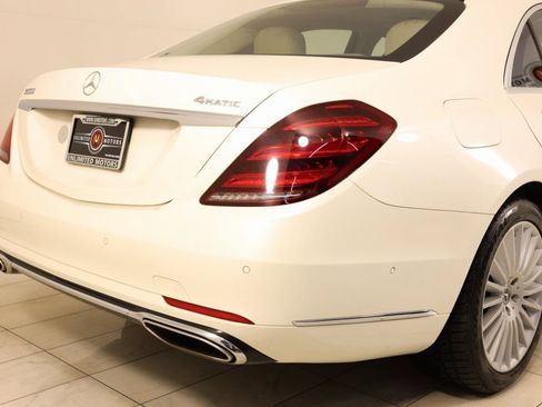 Used 2020 Mercedes-Benz S 560 4MATIC Sedan image 44