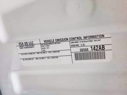 Certified 2023 Jeep Grand Cherokee Summit w/ Adv Protech Group IV image 27