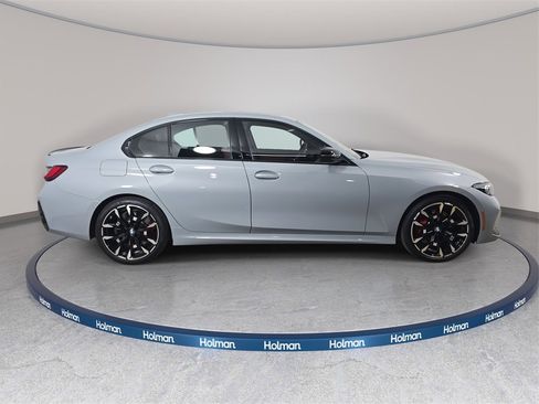 New 2026 BMW 330i xDrive Sedan w/ M Sport Package image 4