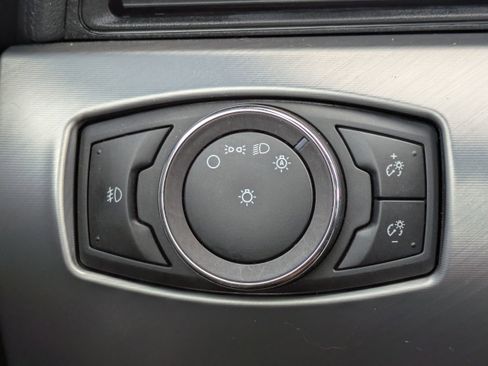 Used 2020 Ford Mustang Premium image 28