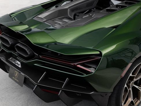 Used 2026 Lamborghini Revuelto AWD/4WD image 16