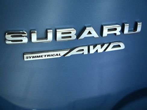 Used 2021 Subaru Forester Premium image 12