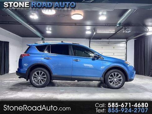 Used 2016 Toyota RAV4 Limited image 1