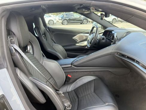 Used 2025 Chevrolet Corvette 2LT w/ Z51 Performance Package image 31