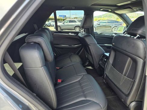 Used 2019 Mercedes-Benz GLE 400 4MATIC image 15