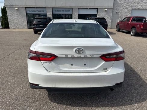 Used 2023 Toyota Camry LE AWD/4WD image 11