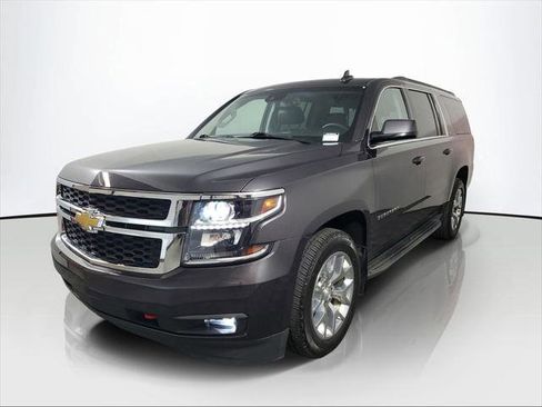 Used 2017 Chevrolet Suburban LT w/ Max Trailering Package AWD/4WD image 3