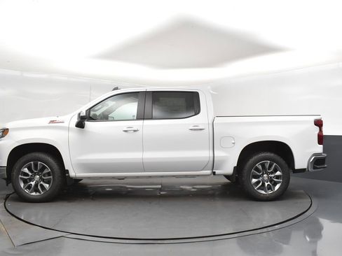Used 2026 Chevrolet Silverado 1500 LT w/ Z71 Off-Road Package AWD/4WD image 4