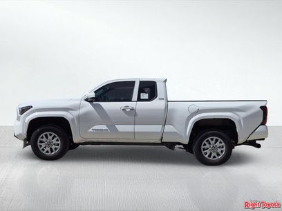 New 2025 Toyota Tacoma SR5