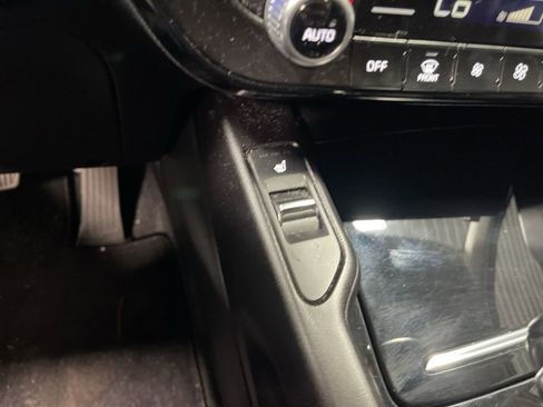 Used 2025 Kia Telluride S image 26