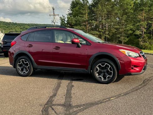Used 2014 Subaru Crosstrek 2.0i Premium AWD/4WD image 2