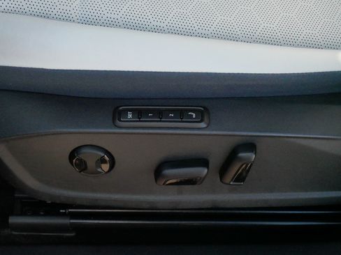 Certified 2023 Volkswagen ID.4 Pro S AWD/4WD image 20
