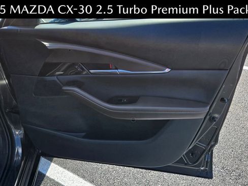 New 2025 MAZDA CX-30 2.5 Turbo w/ Premium Plus Pkg image 13