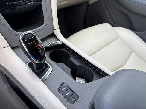 Used 2017 Cadillac XT5 Luxury w/ Driver Awareness Package image 35