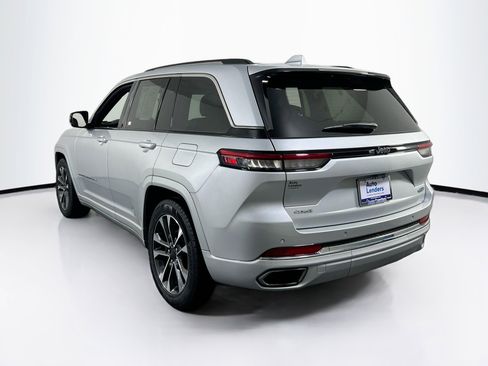 Used 2022 Jeep Grand Cherokee Overland AWD/4WD image 7
