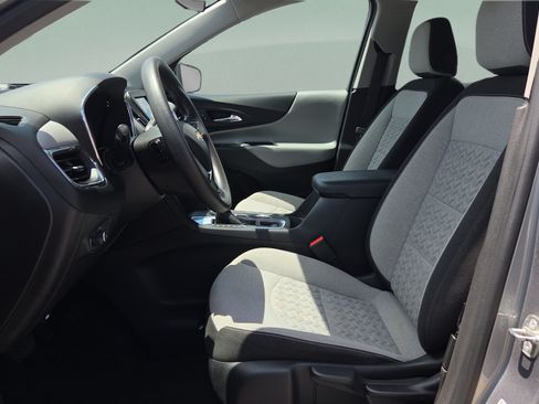 Used 2023 Chevrolet Equinox LS w/ Sport Edition FWD image 10