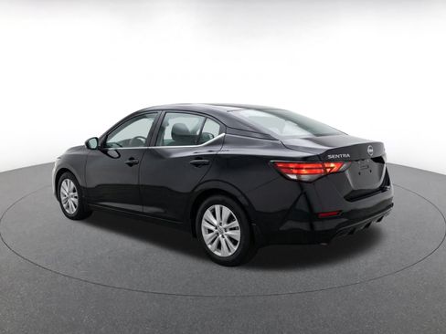 Used 2025 Nissan Sentra S FWD image 7