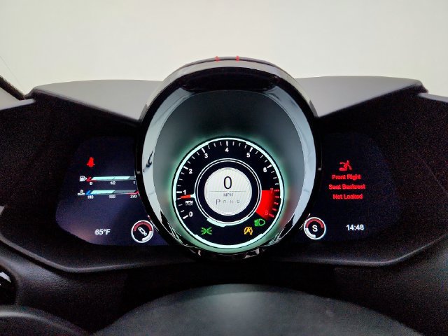 Used 2020 Aston Martin V8 Vantage Coupe RWD image 23