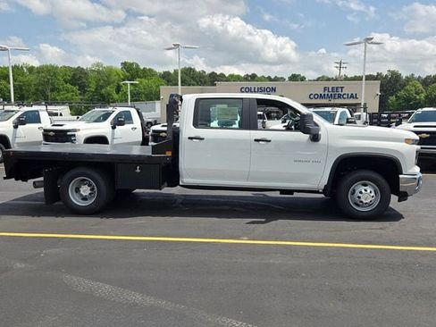 New 2026 Chevrolet Silverado 3500 W/T AWD/4WD image 2