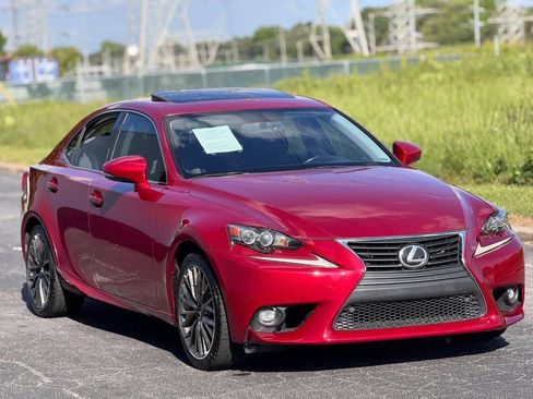 Used 2015 Lexus IS 250 w/ Navigation System Package RWD image 3