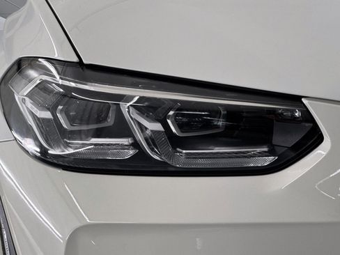 Used 2024 BMW X3 xDrive30i w/ Premium Package AWD/4WD image 11