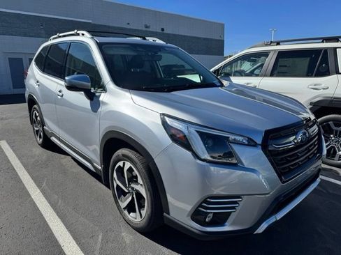 Used 2024 Subaru Forester Touring w/ POP Package 3 AWD/4WD image 2