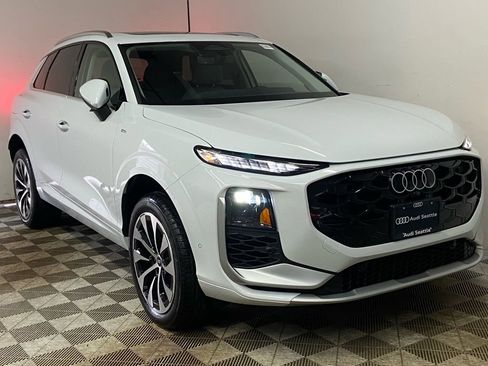 New 2026 Audi Q3 quattro 2.0T image 2