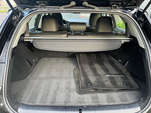 Used 2013 Lexus CT 200h w/ Seat Comfort Pkg image 21