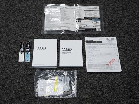Used 2024 Audi RS Q8 AWD/4WD image 21