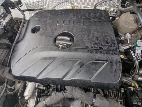 Used 2024 Buick Encore GX Preferred FWD image 31