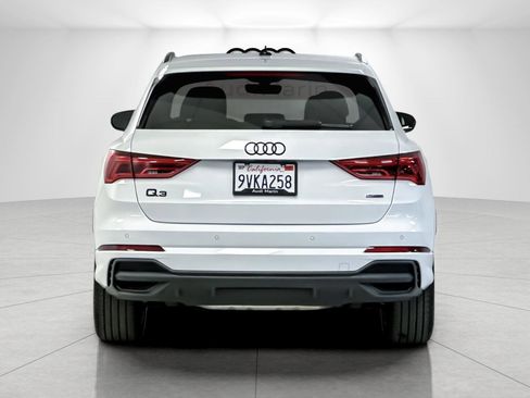Certified 2025 Audi Q3 2.0T Premium Plus w/ Premium Plus Package image 4