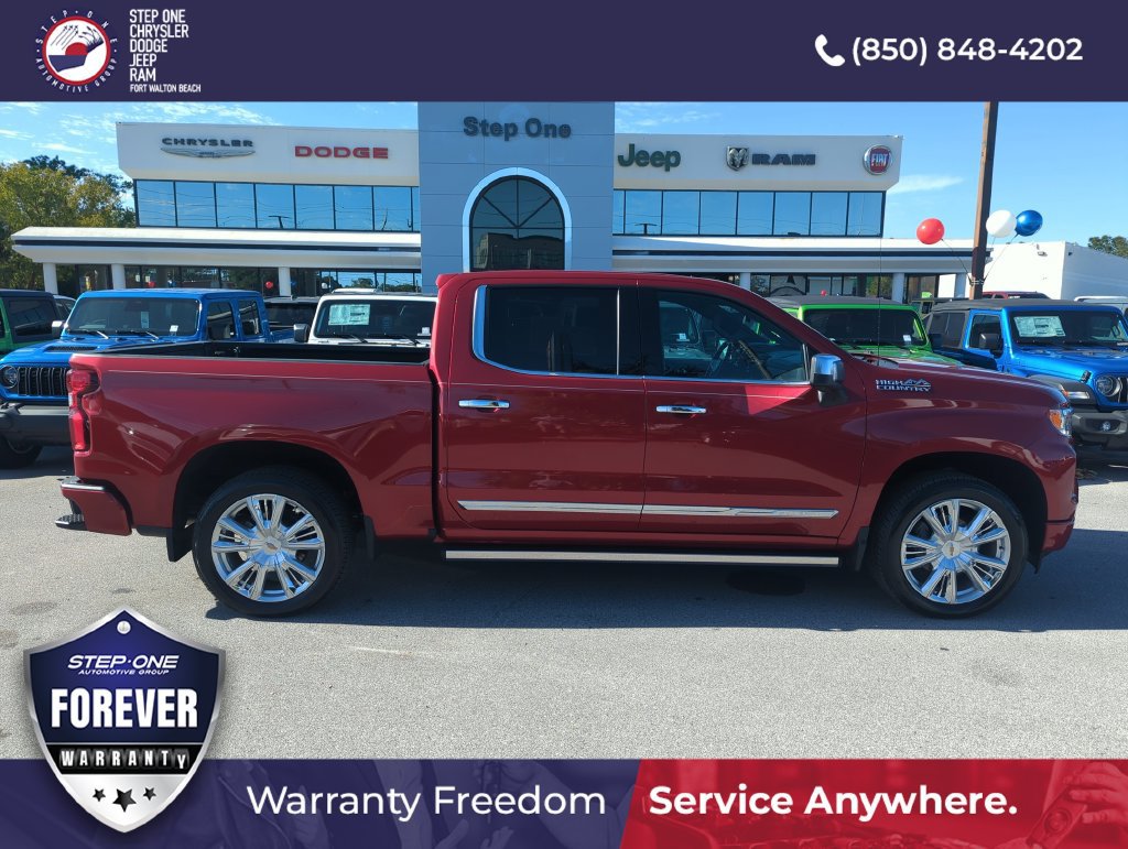 Used 2024 Chevrolet Silverado 1500 High Country AWD/4WD image 7