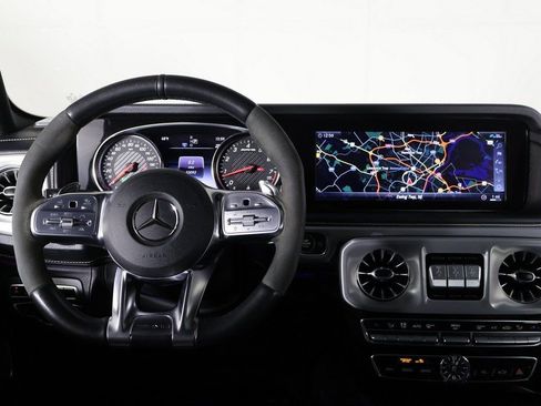Used 2019 Mercedes-Benz G 63 AMG 4MATIC w/ Seat Comfort Package image 35