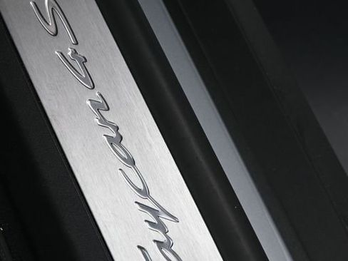Certified 2024 Porsche Taycan 4S AWD/4WD image 28