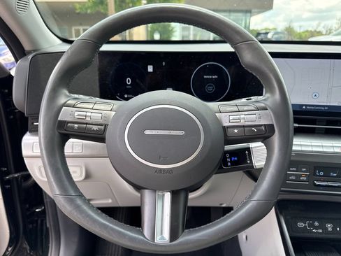 Used 2024 Hyundai Kona Limited AWD/4WD image 26
