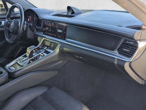 Used 2023 Porsche Panamera 4 Platinum Edition image 23