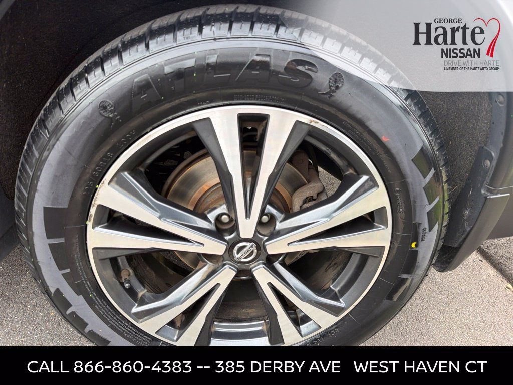 Certified 2020 Nissan Rogue SV w/ Premium Package AWD/4WD image 38