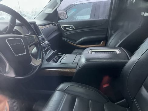 Used 2020 GMC Yukon Denali w/ Denali Ultimate Package image 25