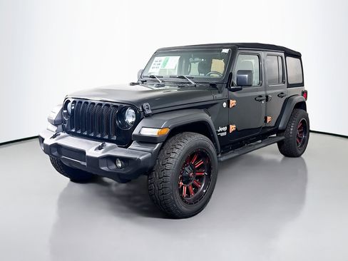Used 2019 Jeep Wrangler Unlimited Sport S image 4