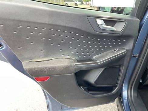 Used 2020 Ford Escape SE AWD/4WD image 28