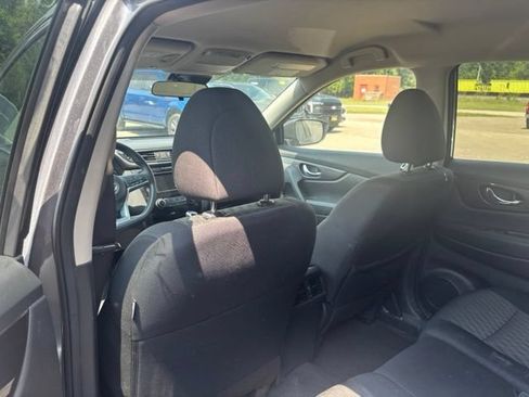 Used 2020 Nissan Rogue SV AWD/4WD image 6