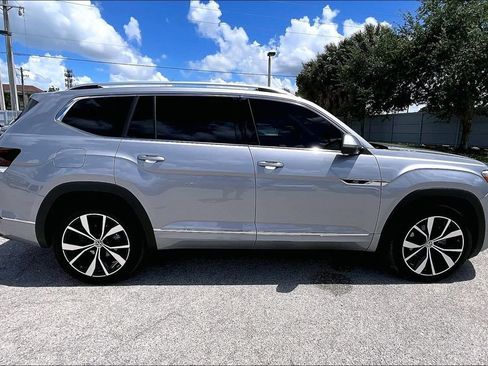 Used 2024 Volkswagen Atlas SEL Premium R-Line AWD/4WD image 4